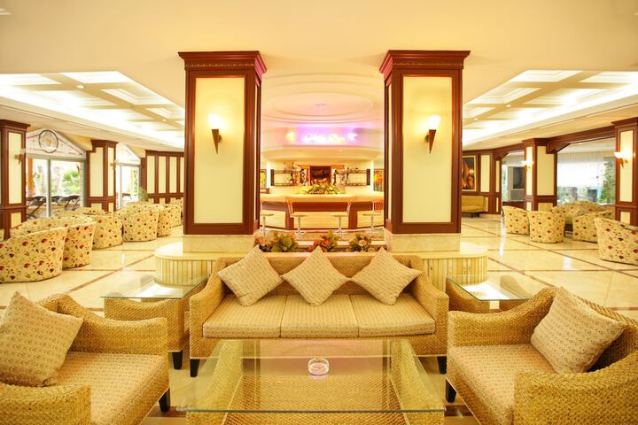Hotel Lobby