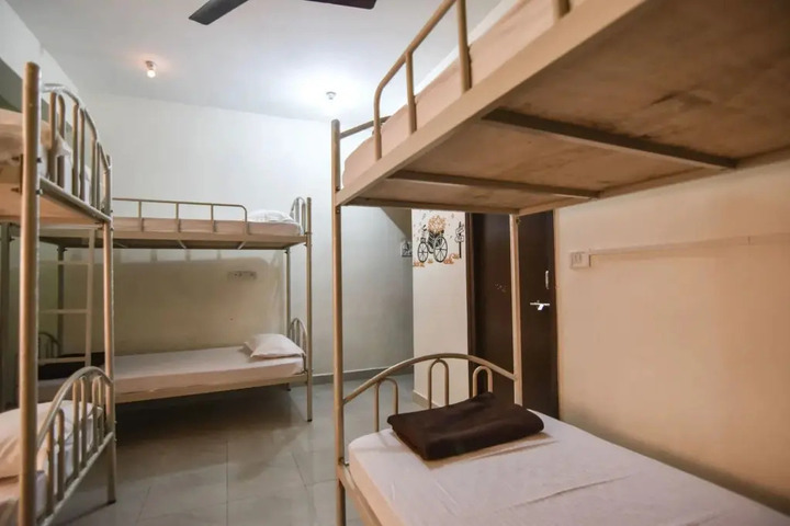 HASHTAG ROOMS