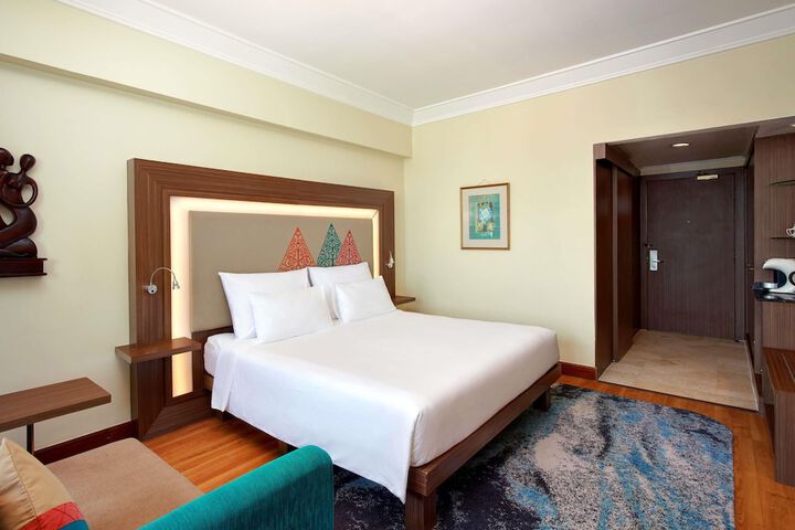 Room 9 of 62
