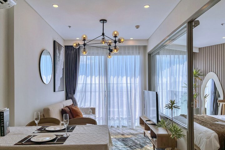 Room 205 of 299