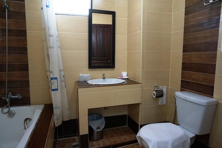 Clean Restrooms