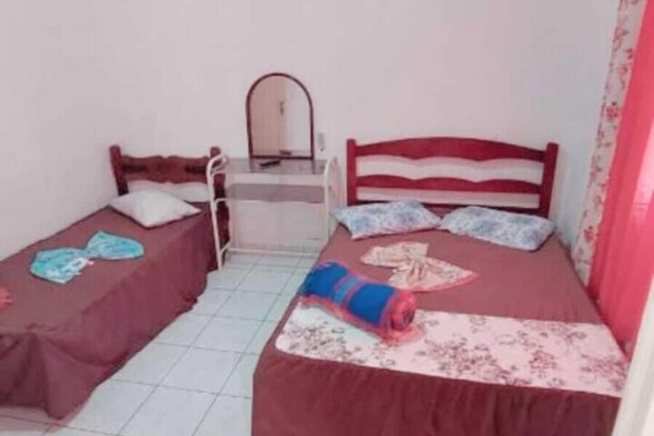 Room 9 of 18