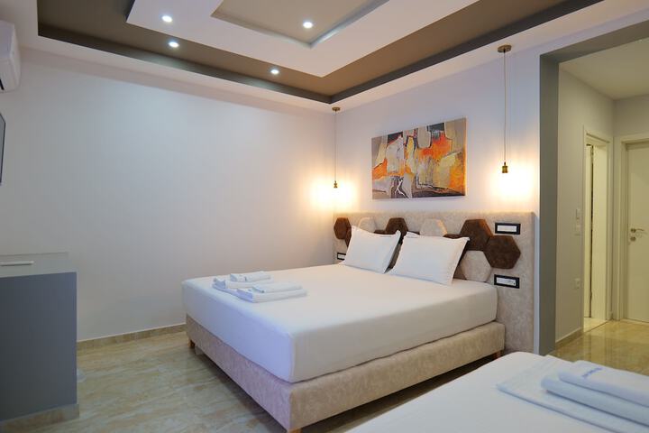 Room 34 of 95
