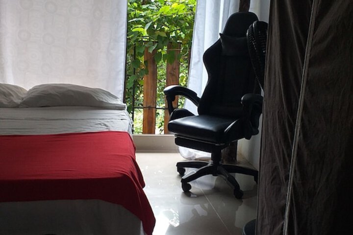 Room 4 of 15