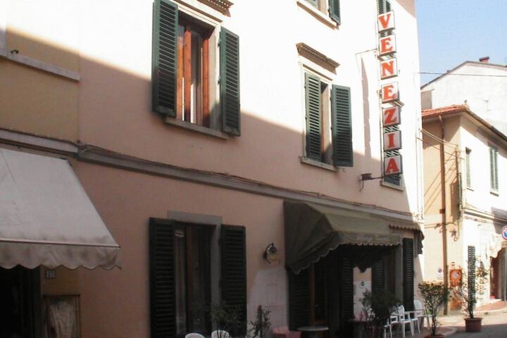 Hotel 43 of 43