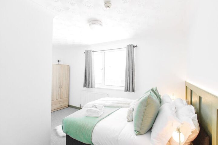Room 32 of 45