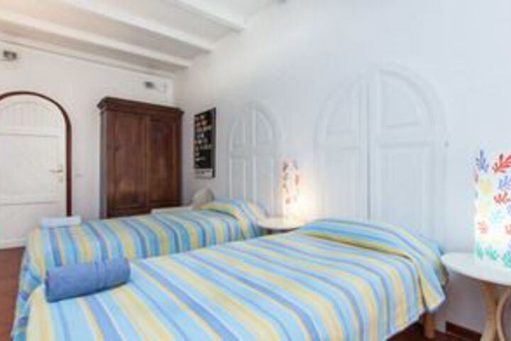 Room 6 of 21