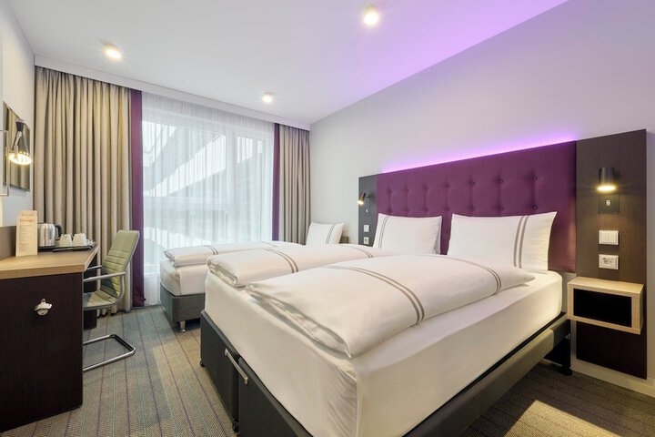 Room 15 of 45