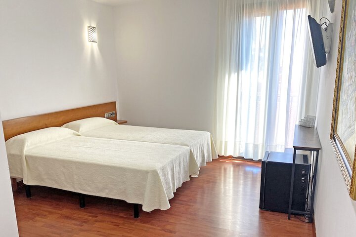 Room 7 of 23