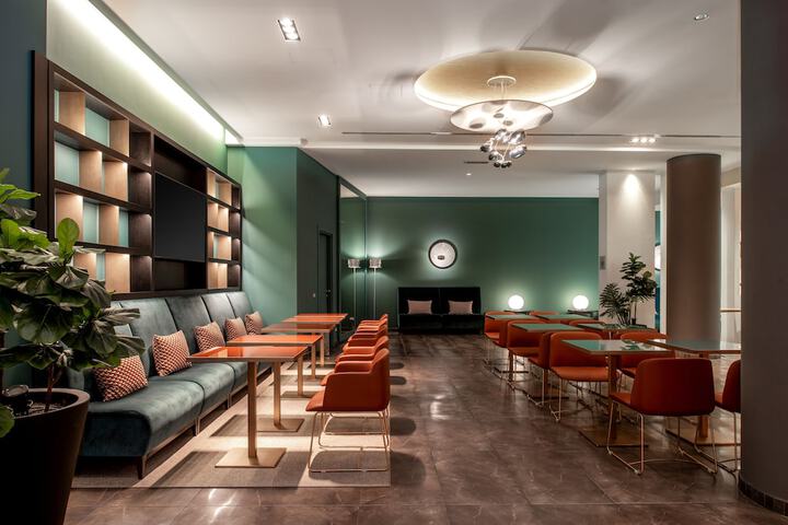 Hotel Lobby