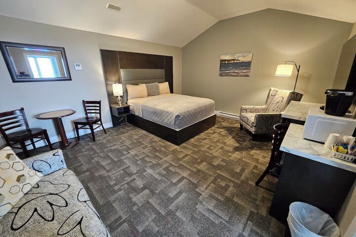 Room 13 of 31
