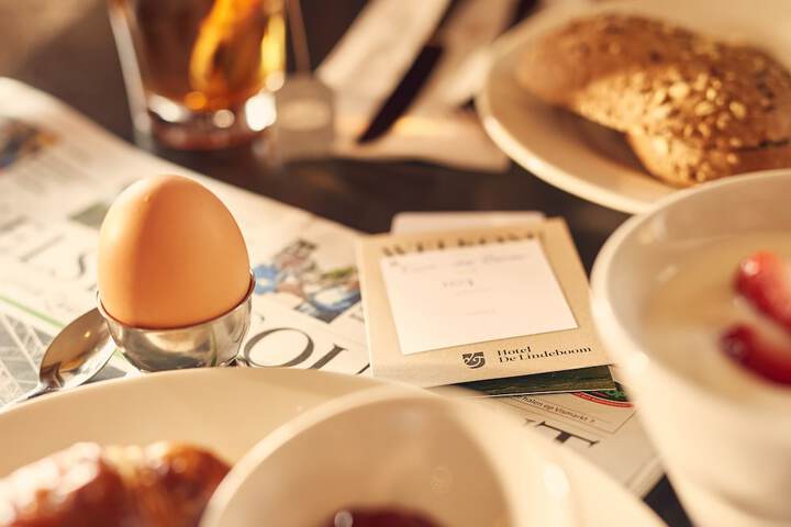 Breakfast/Coffee Service 99 of 125