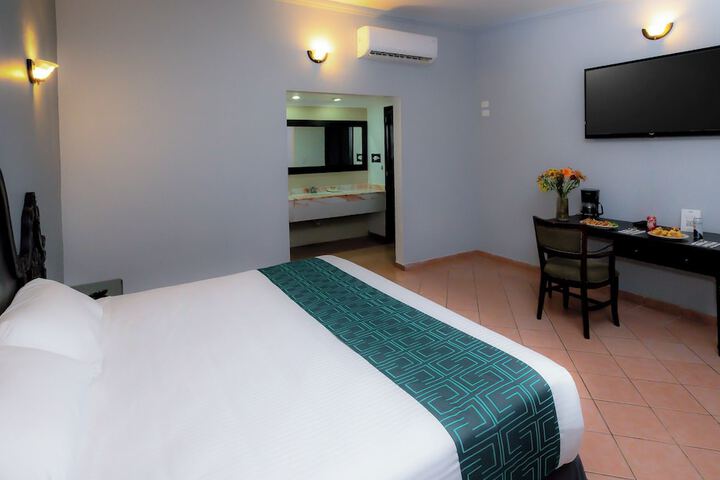 Room 42 of 179