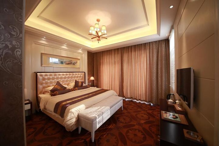 Room 18 of 31