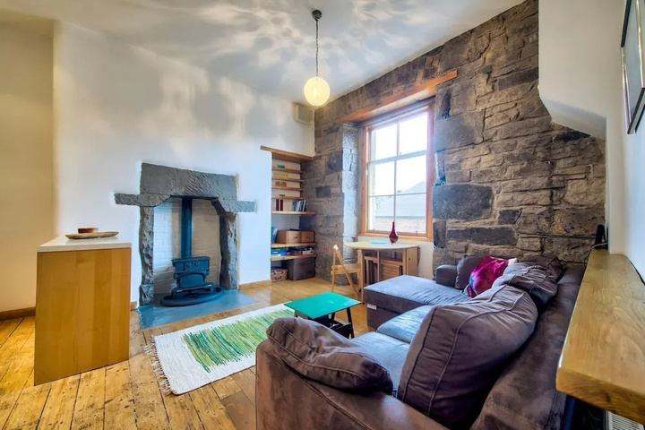 Lovely Central 1BR Flat in Prime Festival Location