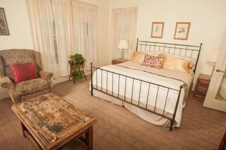 Room 16 of 70