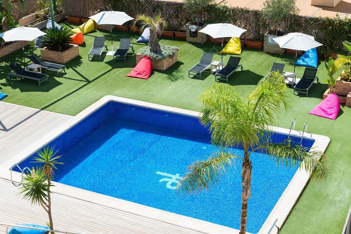 Pool 45 of 89