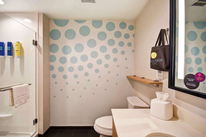 Bathroom shower
