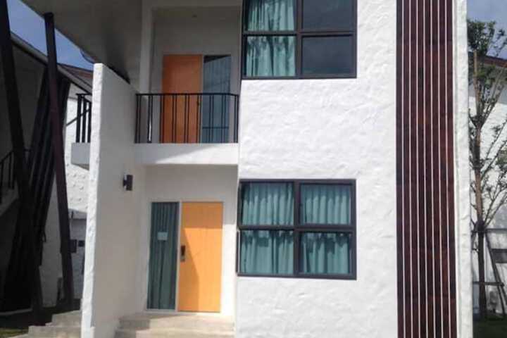 Room 2 of 21