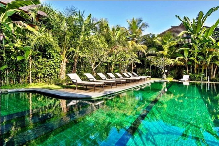 Pool 33 of 72