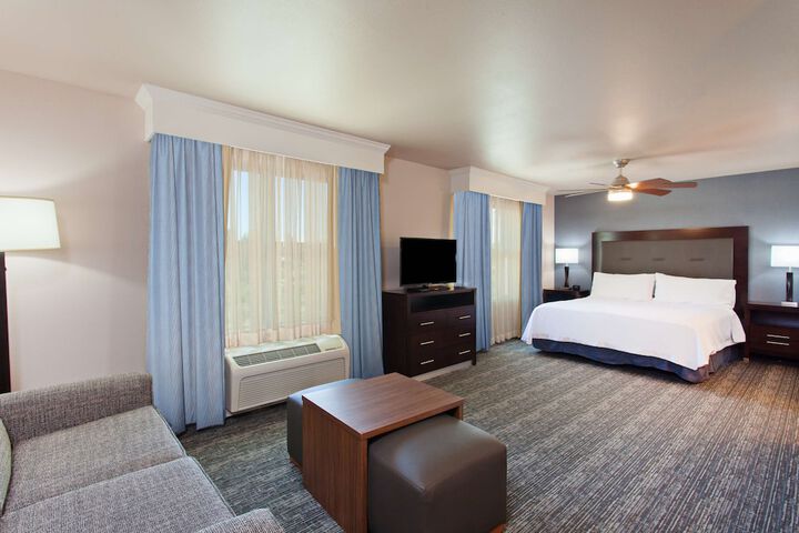 Room 12 of 36