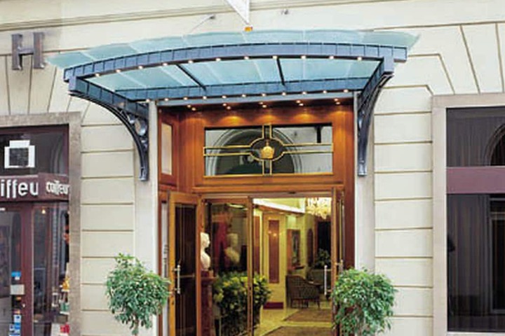Hotel 48 of 49