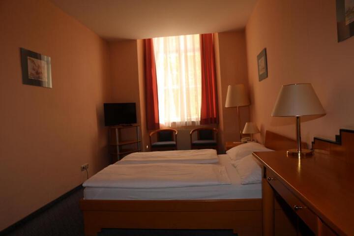 Suite Room
