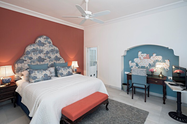 Room 27 of 79