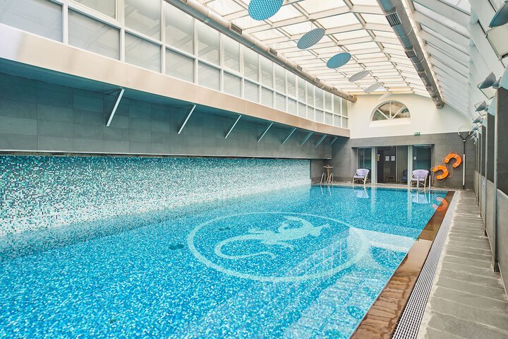 Pool 34 of 64