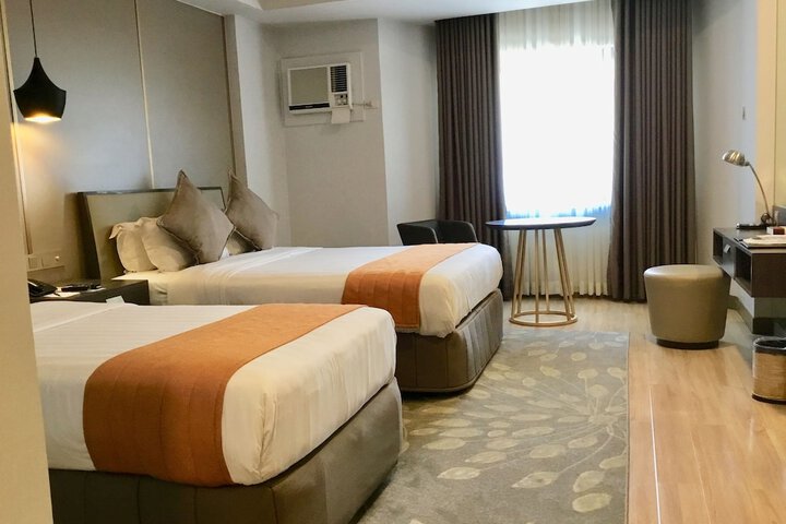 Hotel 66 of 67