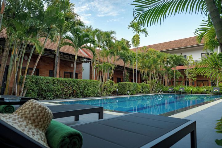 Pool 39 of 99