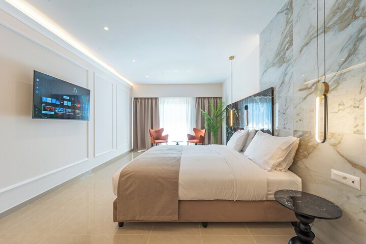 Room 84 of 187