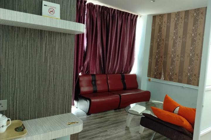 Room 11 of 66