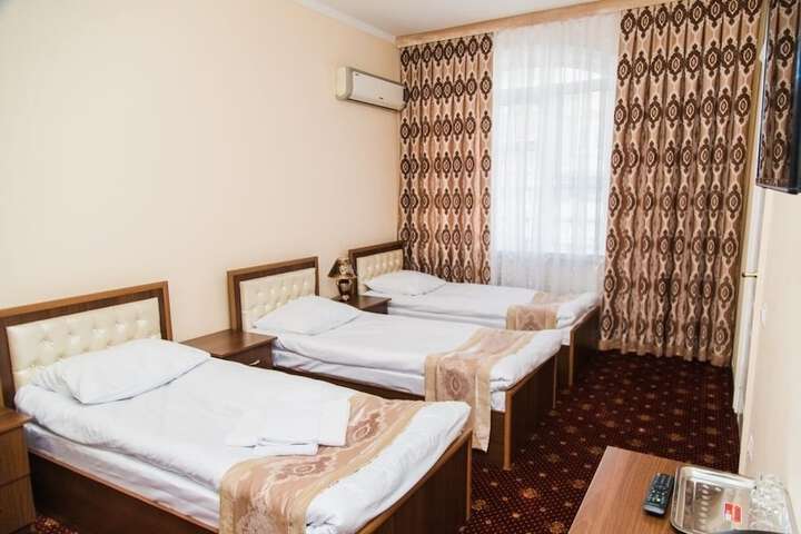 Room 25 of 60