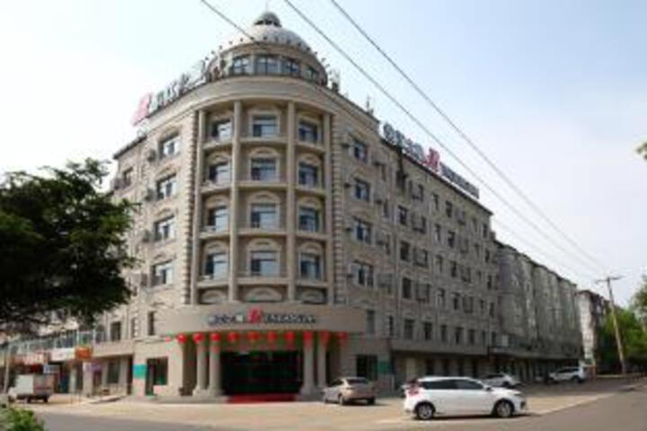 Jinjiang Inn (Yichun Water Park)