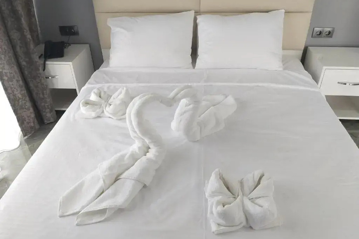 Room 3 of 12