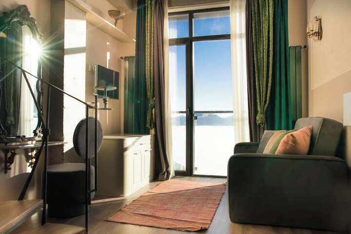 Room 21 of 75