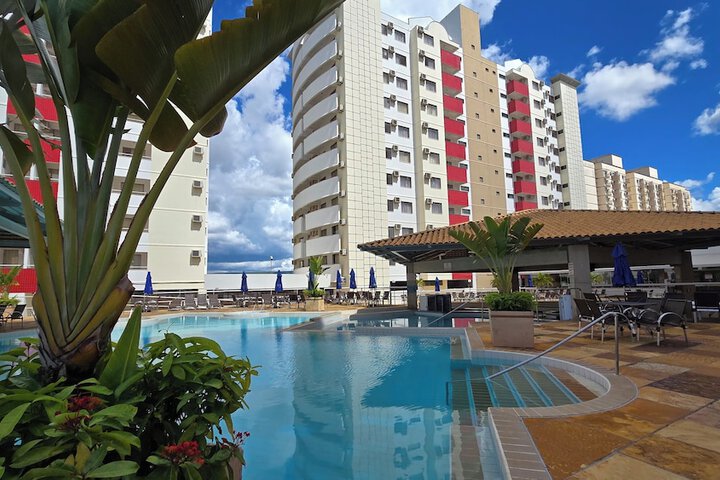 Hotel Pool