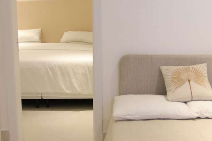 Room 35 of 53