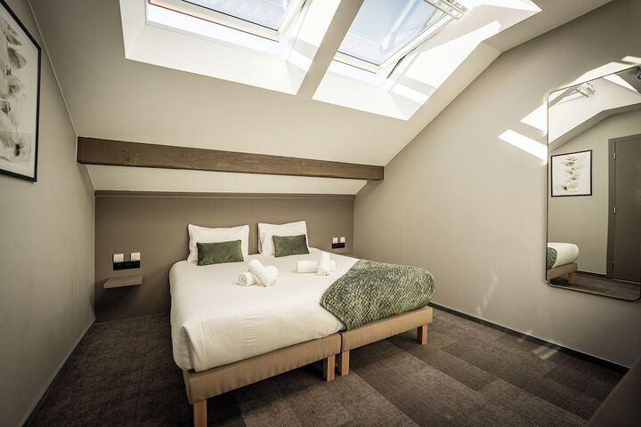 Room 6 of 29