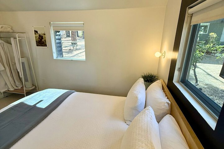 Room 79 of 193