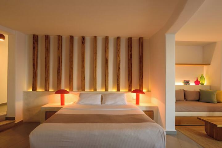 Room 21 of 74