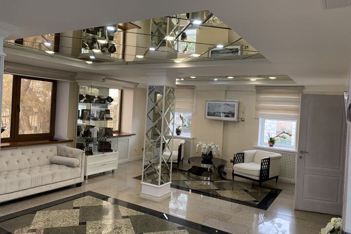 Hotel Interior 7 of 126