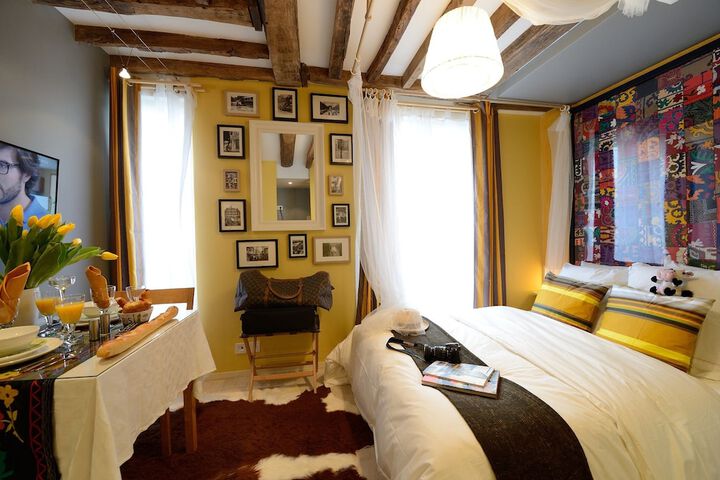 Room 92 of 648