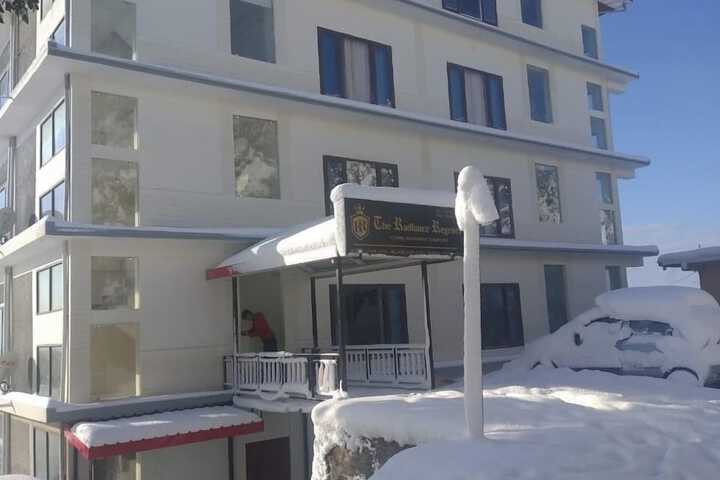 The radiance Premium Hotel- chail kufri in Shimla
