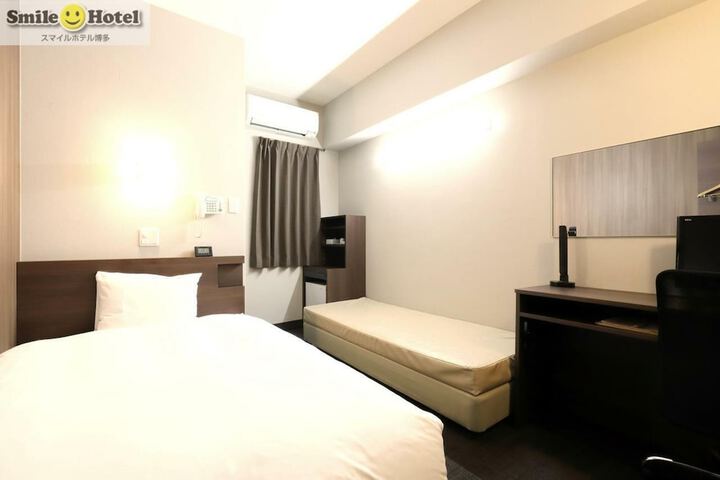Room 9 of 56