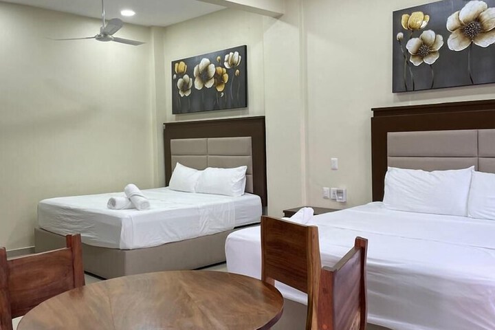 Room 16 of 27