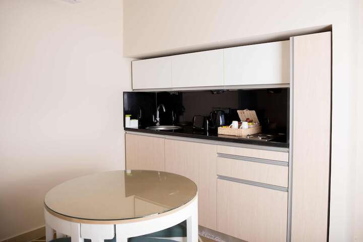 Room 90 of 307