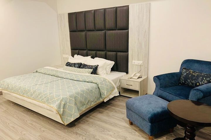 Room 5 of 21