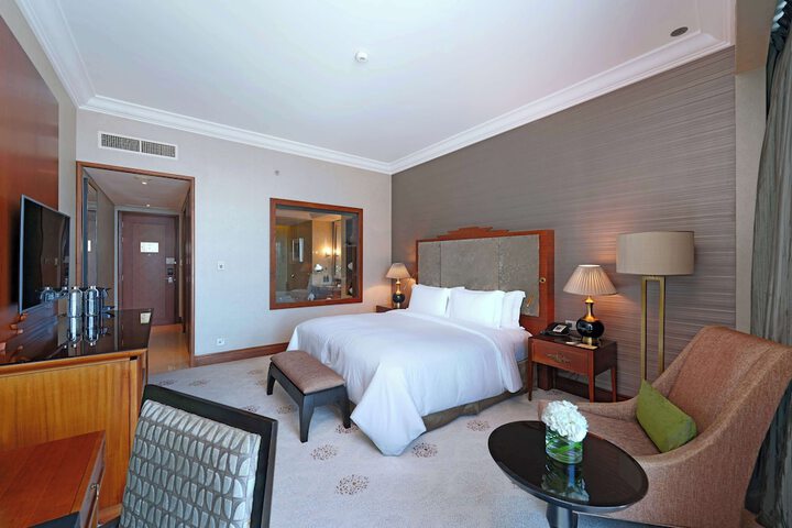 Room 20 of 103